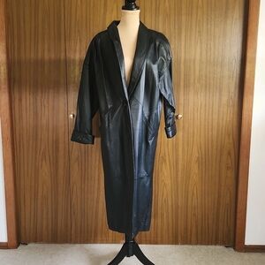 Leather coat. Calf length, size Medium